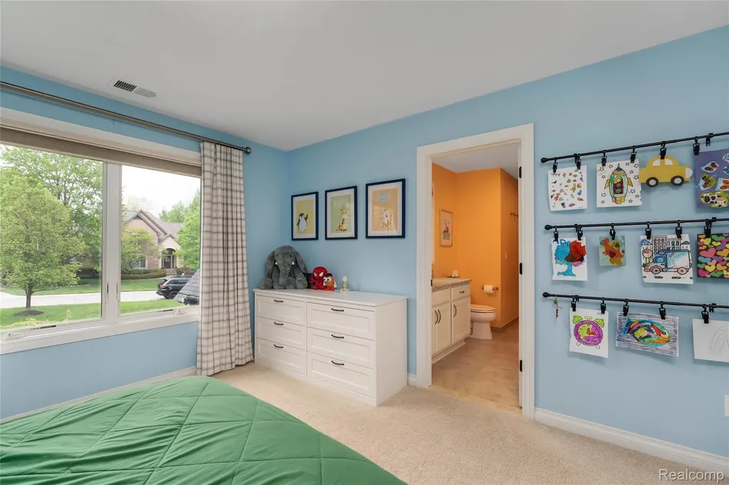 2761 Plum Creek Drive Oakland Charter Township MI 48363