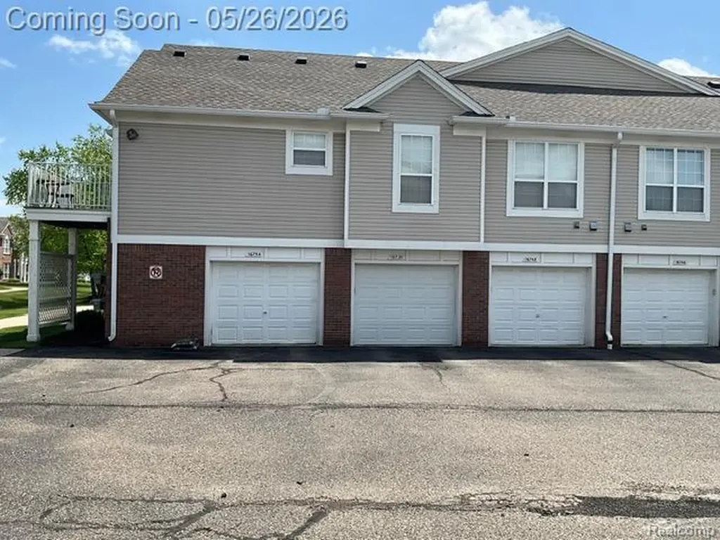 16754 Dover Drive Northville Township MI 48168