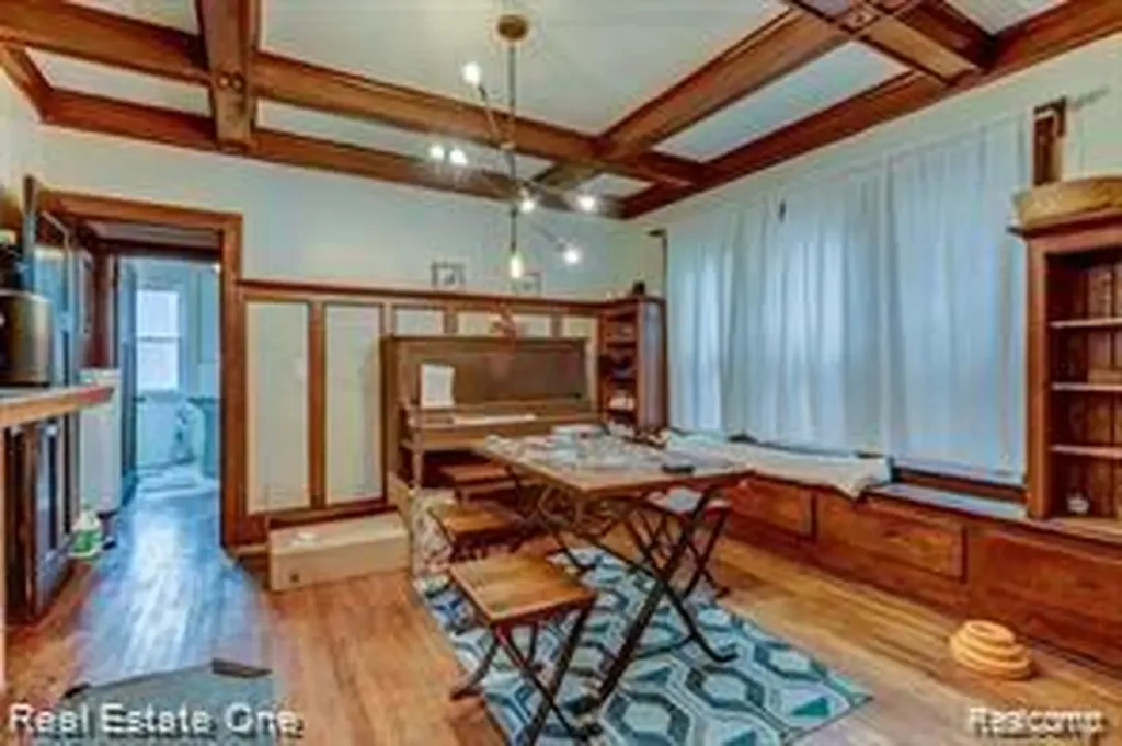 2965 Fischer Street Detroit City MI 48214