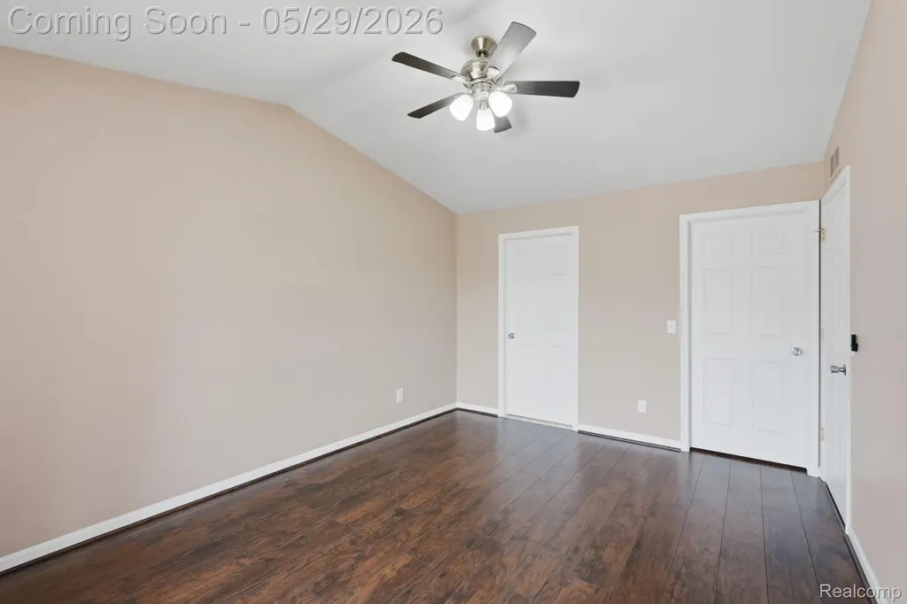2287 Leighton Drive Shelby Charter Township MI 48317