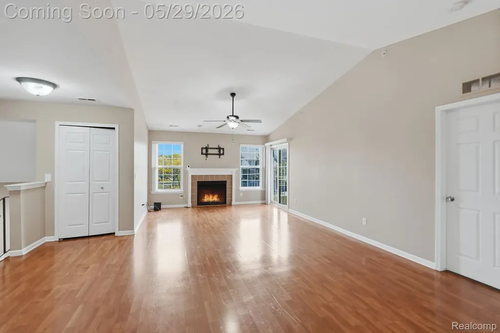 2287 Leighton Drive Shelby Charter Township MI 48317