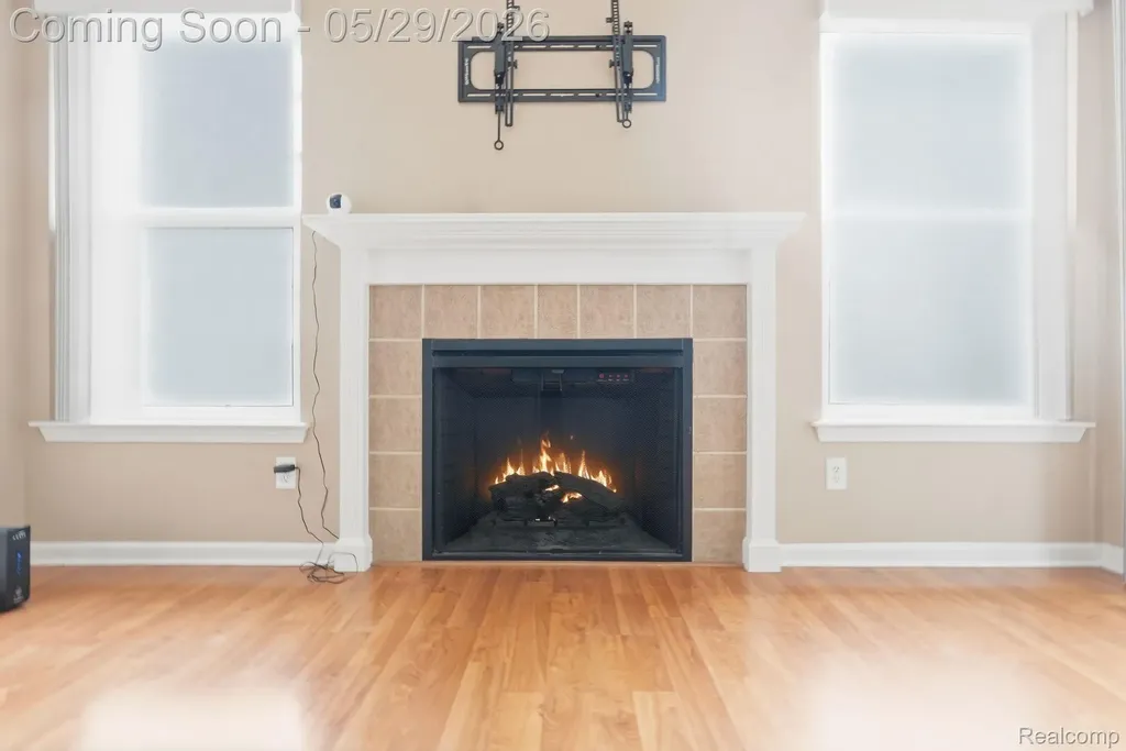 2287 Leighton Drive Shelby Charter Township MI 48317