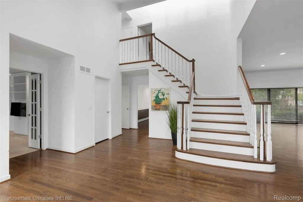 4768 Wendrick Drive West Bloomfield Charter Township MI 48323