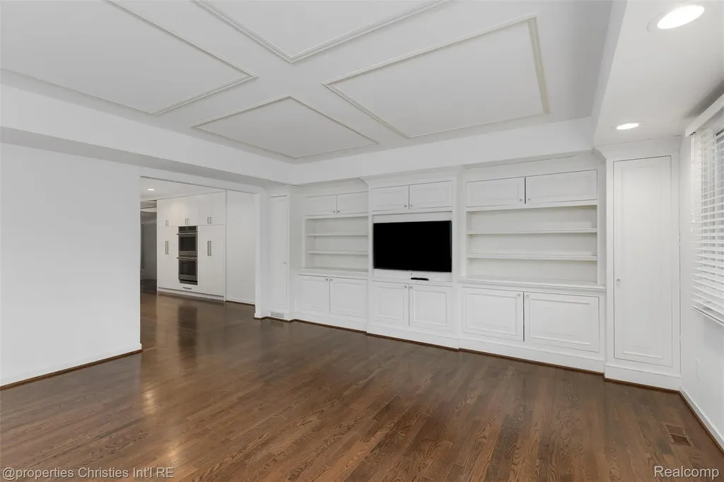 4768 Wendrick Drive West Bloomfield Charter Township MI 48323