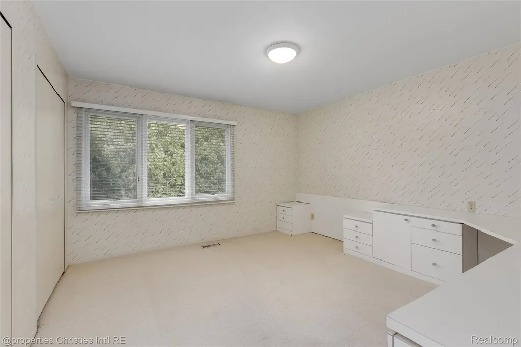 4768 Wendrick Drive West Bloomfield Charter Township MI 48323