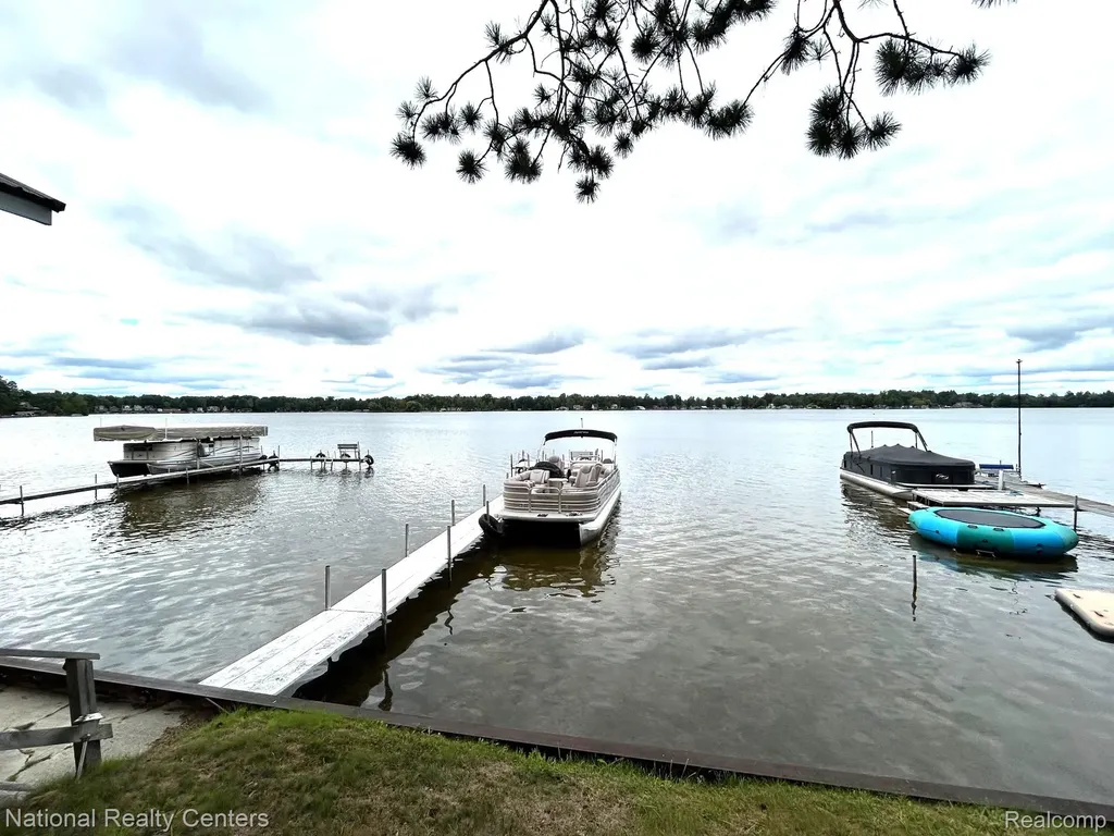 4951 Kokosing Road Plainfield Township MI 48739