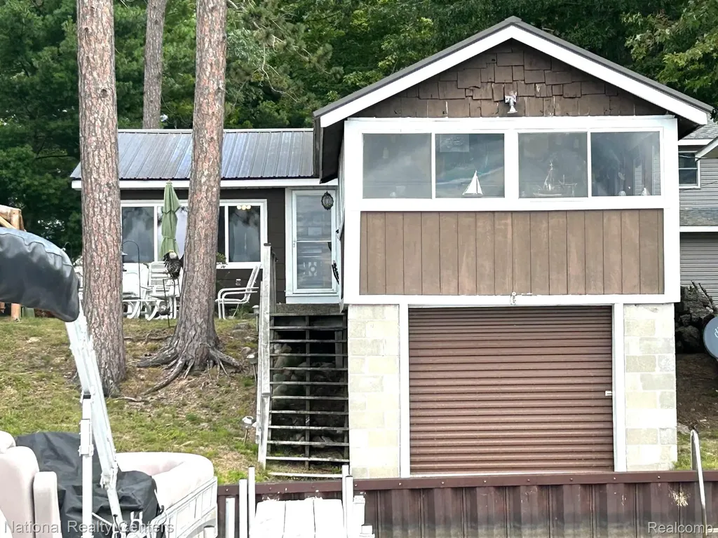 4951 Kokosing Road Plainfield Township MI 48739