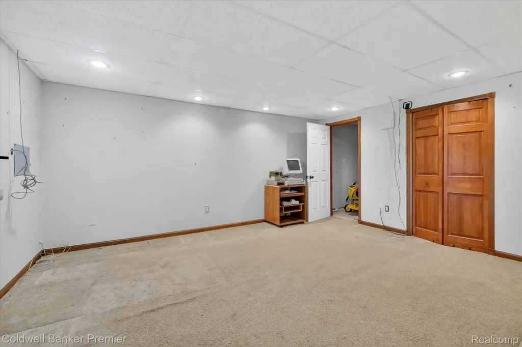 10301 Horseshoe Circle Independence Charter Township MI 48348