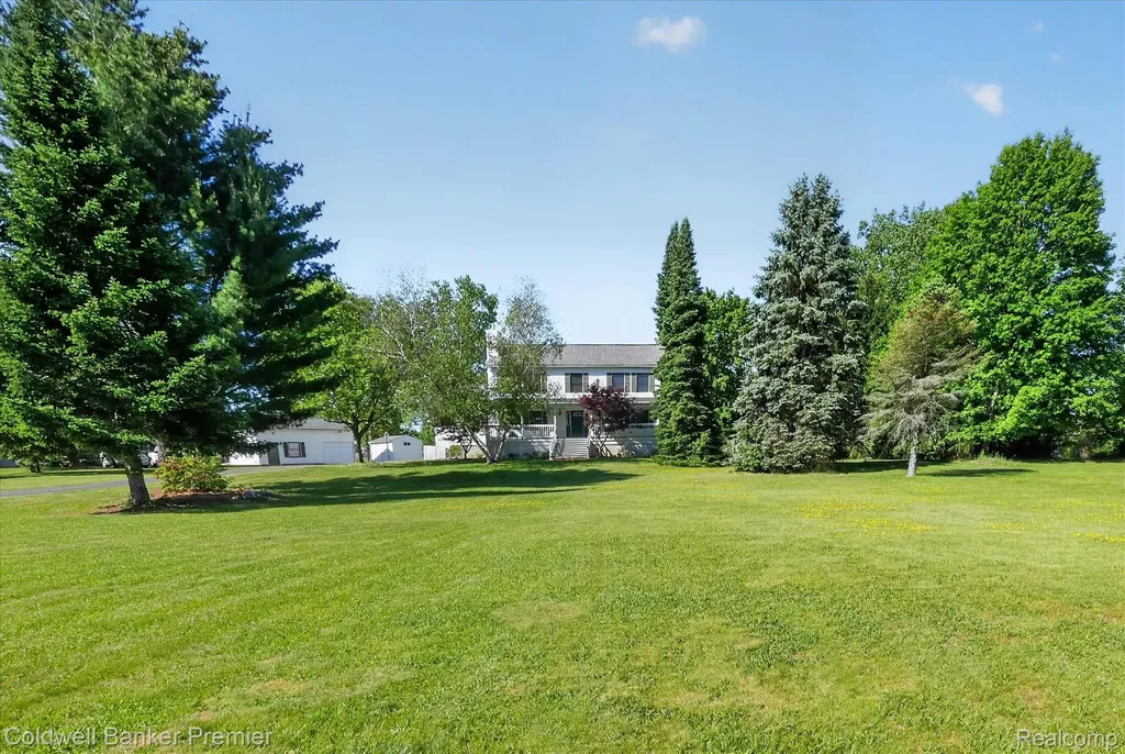 10301 Horseshoe Circle Independence Charter Township MI 48348