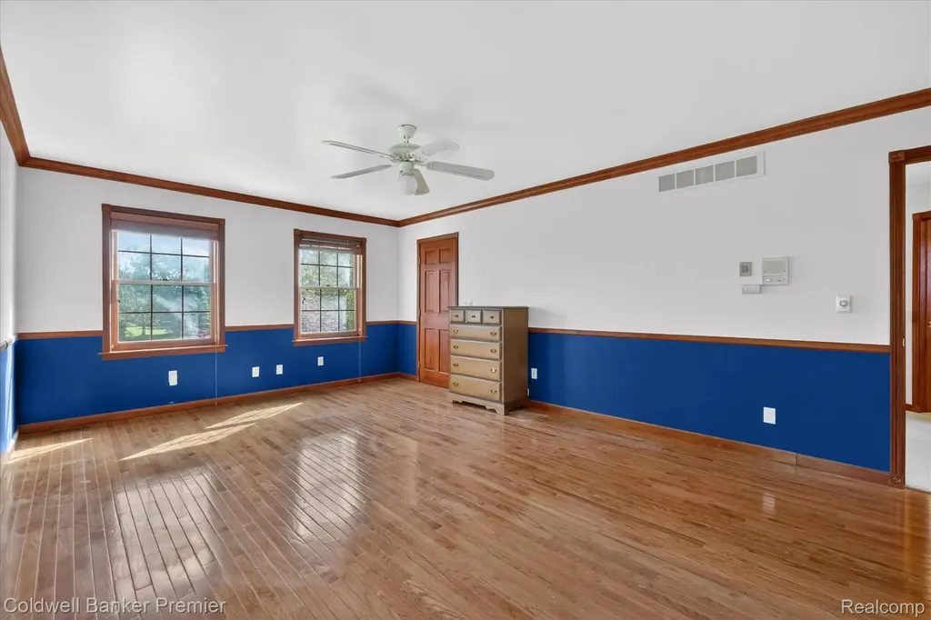 10301 Horseshoe Circle Independence Charter Township MI 48348