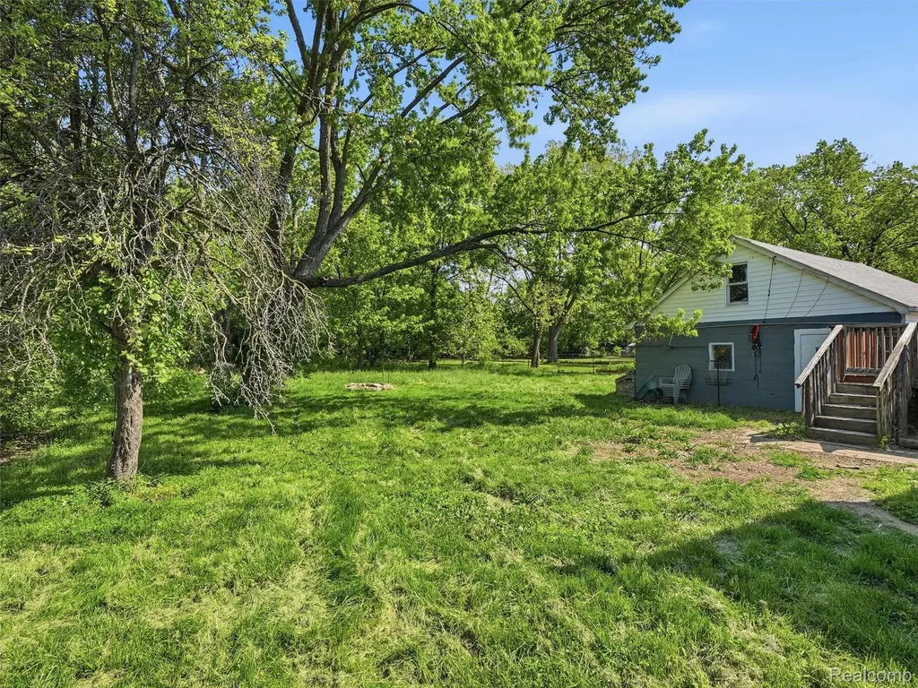 2733 Lovington Drive Troy City MI 48083
