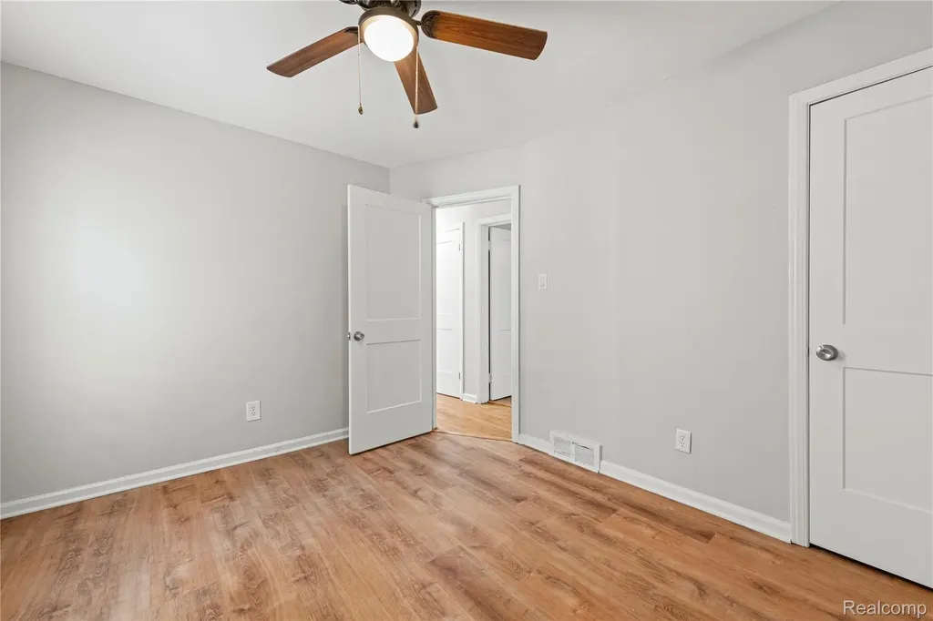 18243 Freeland Street Detroit City MI 48235
