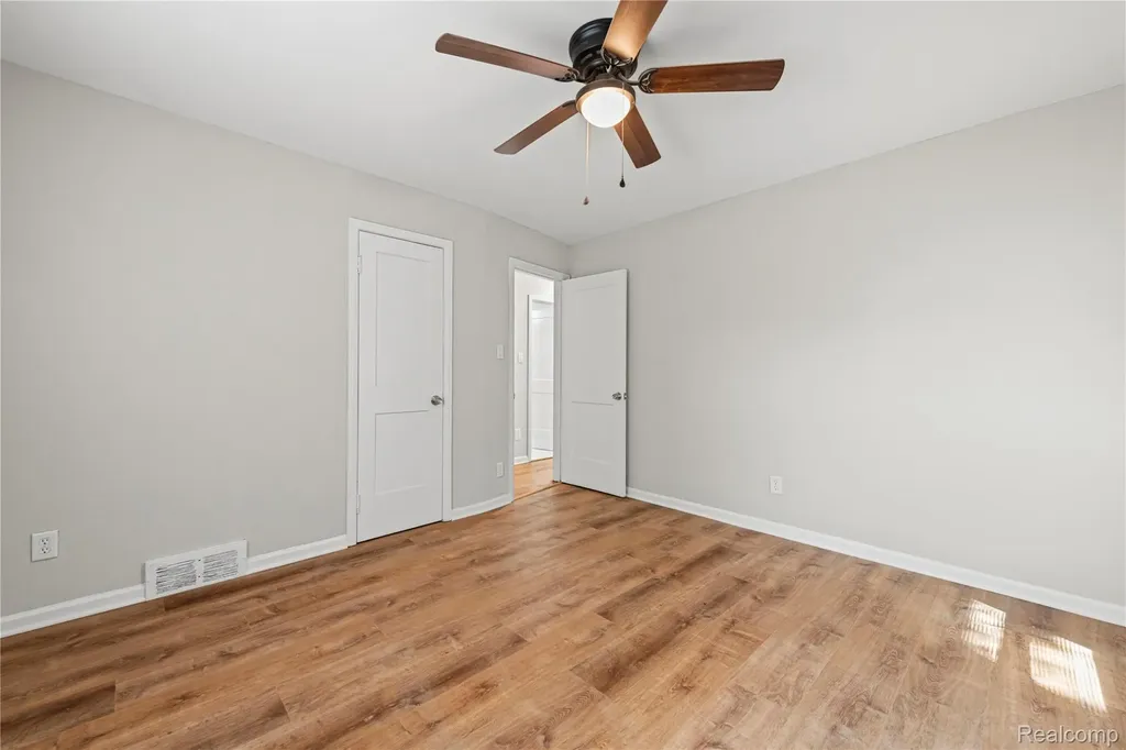 18243 Freeland Street Detroit City MI 48235
