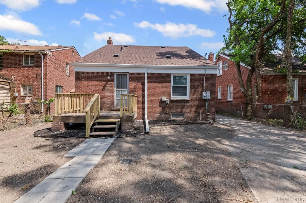 18243 Freeland Street Detroit City MI 48235