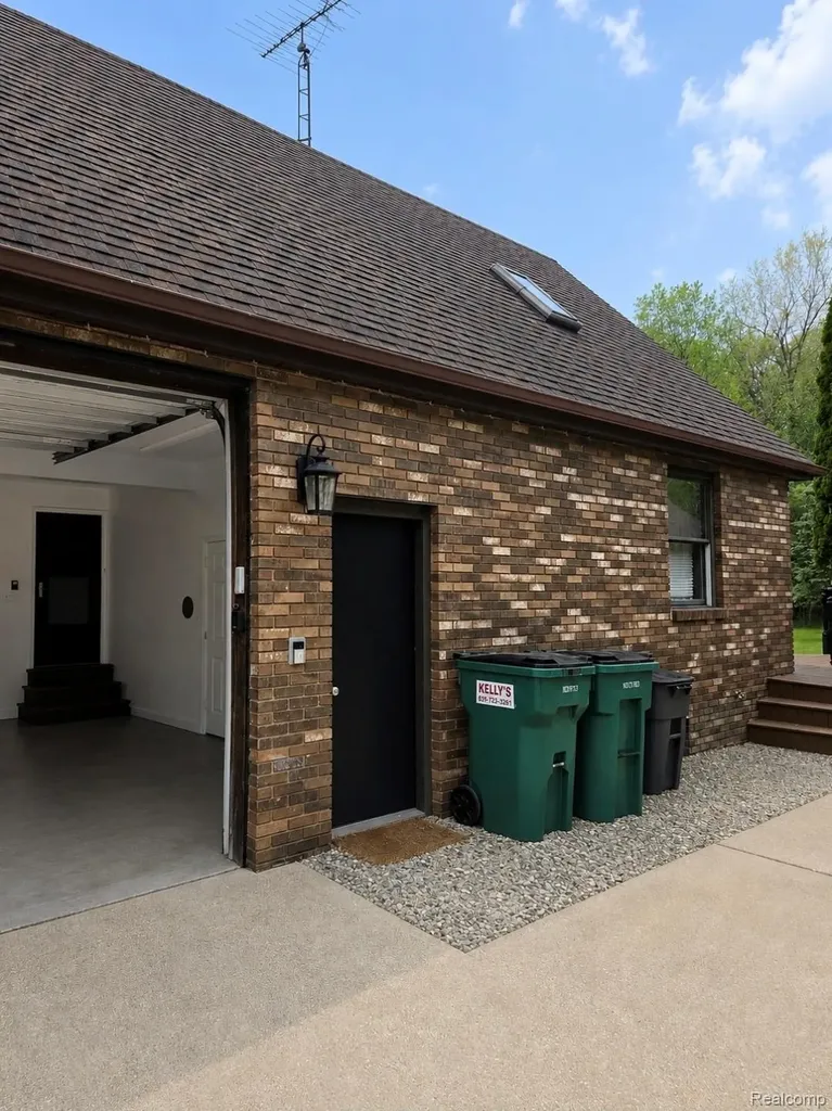 1967 Copas Road Caledonia Charter Township MI 48867