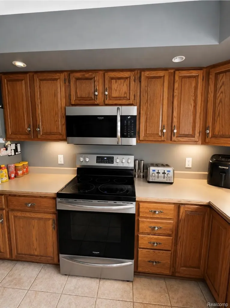 1967 Copas Road Caledonia Charter Township MI 48867