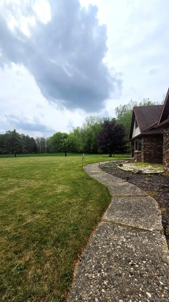 1967 Copas Road Caledonia Charter Township MI 48867