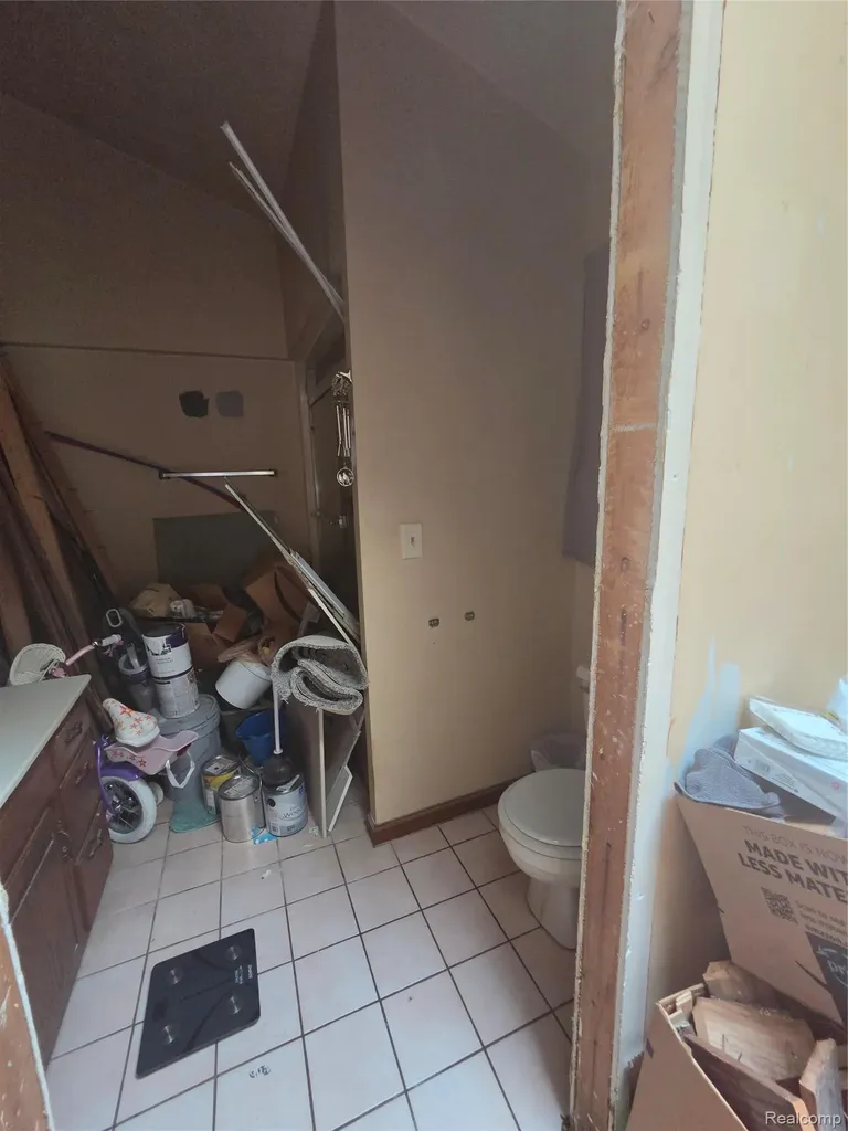 1967 Copas Road Caledonia Charter Township MI 48867