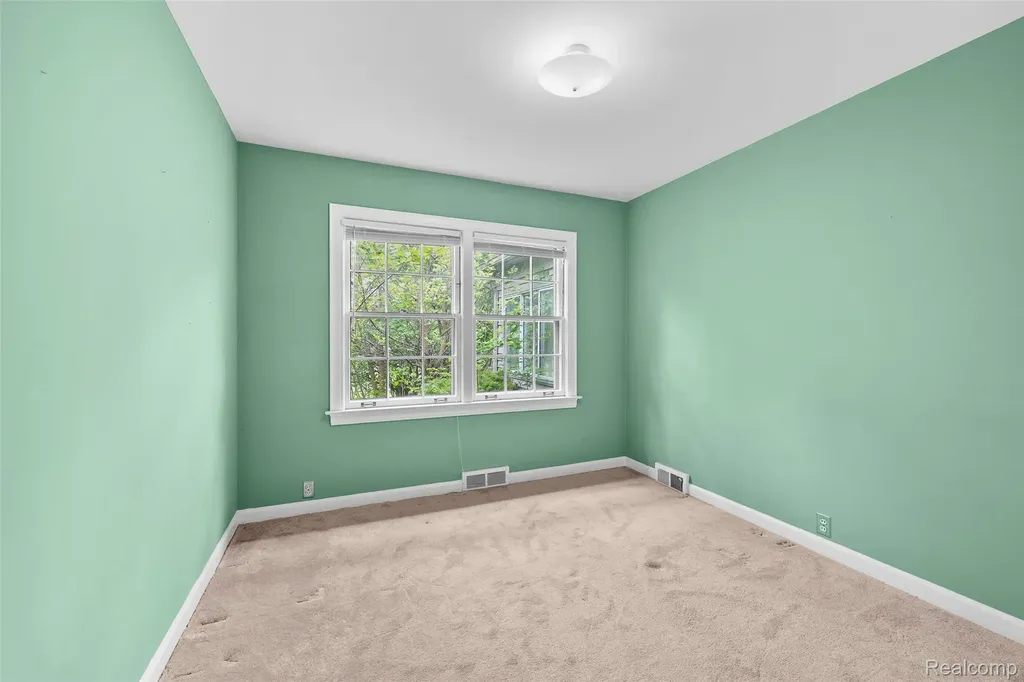 404 Lexington Boulevard Royal Oak City MI 48073