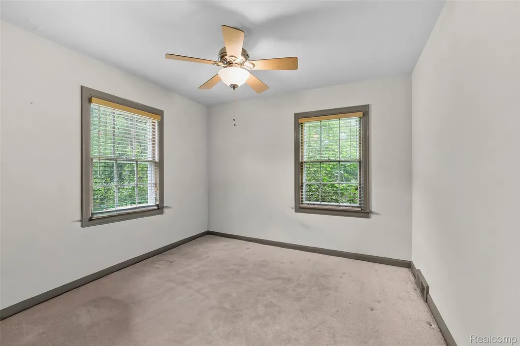 404 Lexington Boulevard Royal Oak City MI 48073