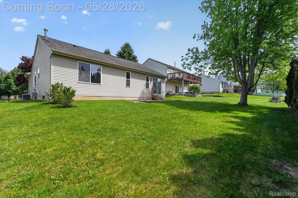 1641 Chelsea Circle Hartland Township MI 48843