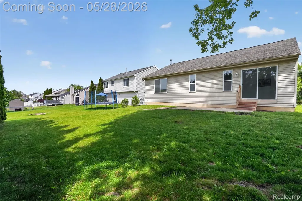 1641 Chelsea Circle Hartland Township MI 48843