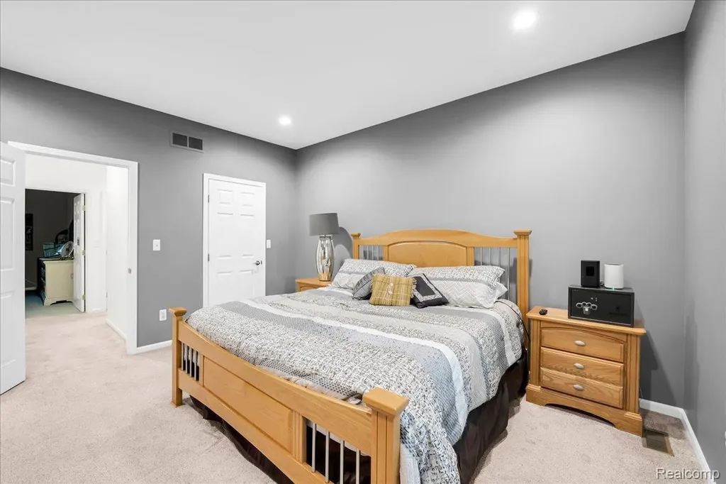 2376 Joseph Tamron Drive W St. Clair Township MI 48079