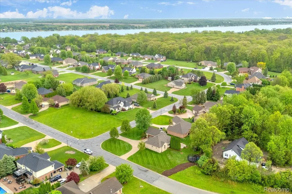 2376 Joseph Tamron Drive W St. Clair Township MI 48079