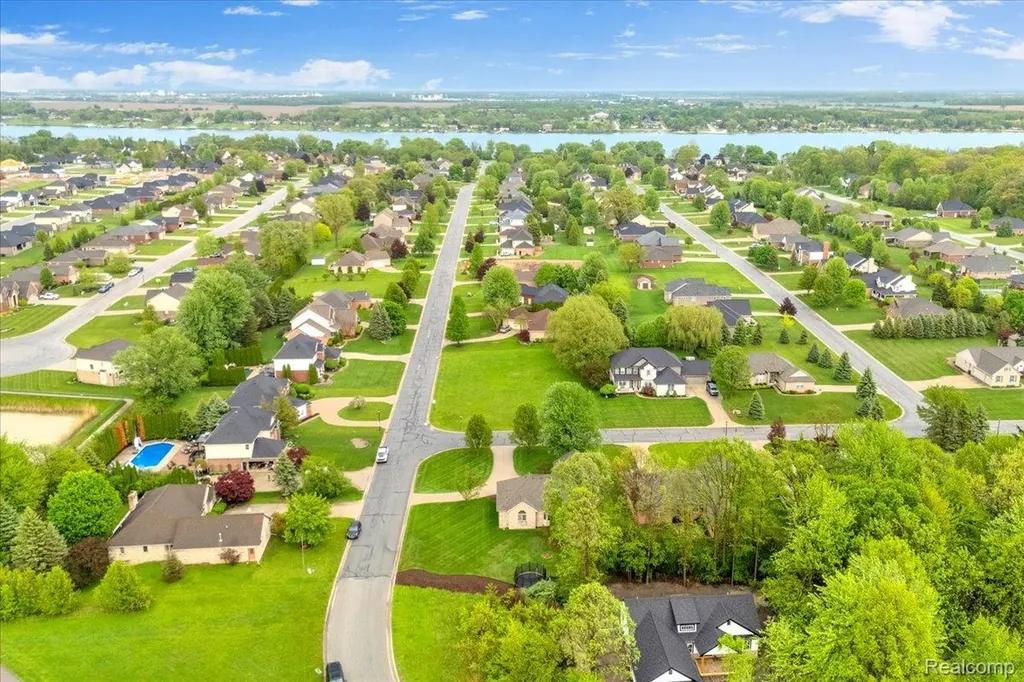 2376 Joseph Tamron Drive W St. Clair Township MI 48079