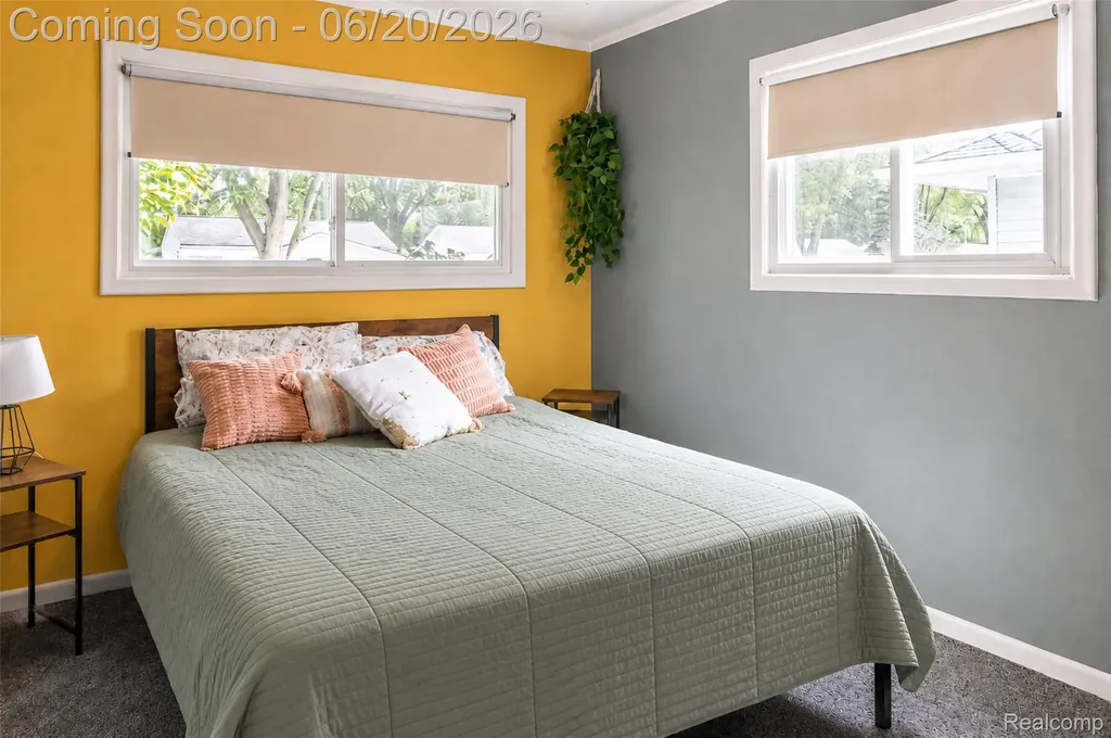 31539 Glen Street Westland City MI 48186