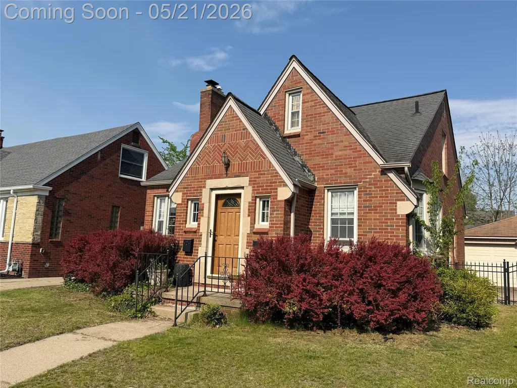 135 S Lafayette Street Dearborn City MI 48124