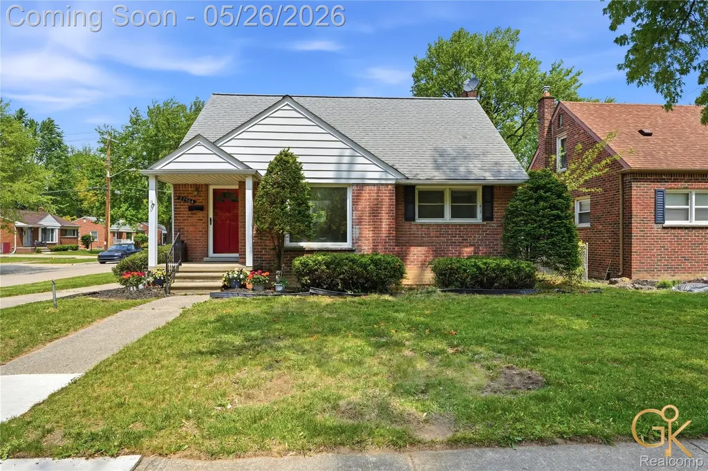 27564 W Chicago Street Livonia City MI 48150
