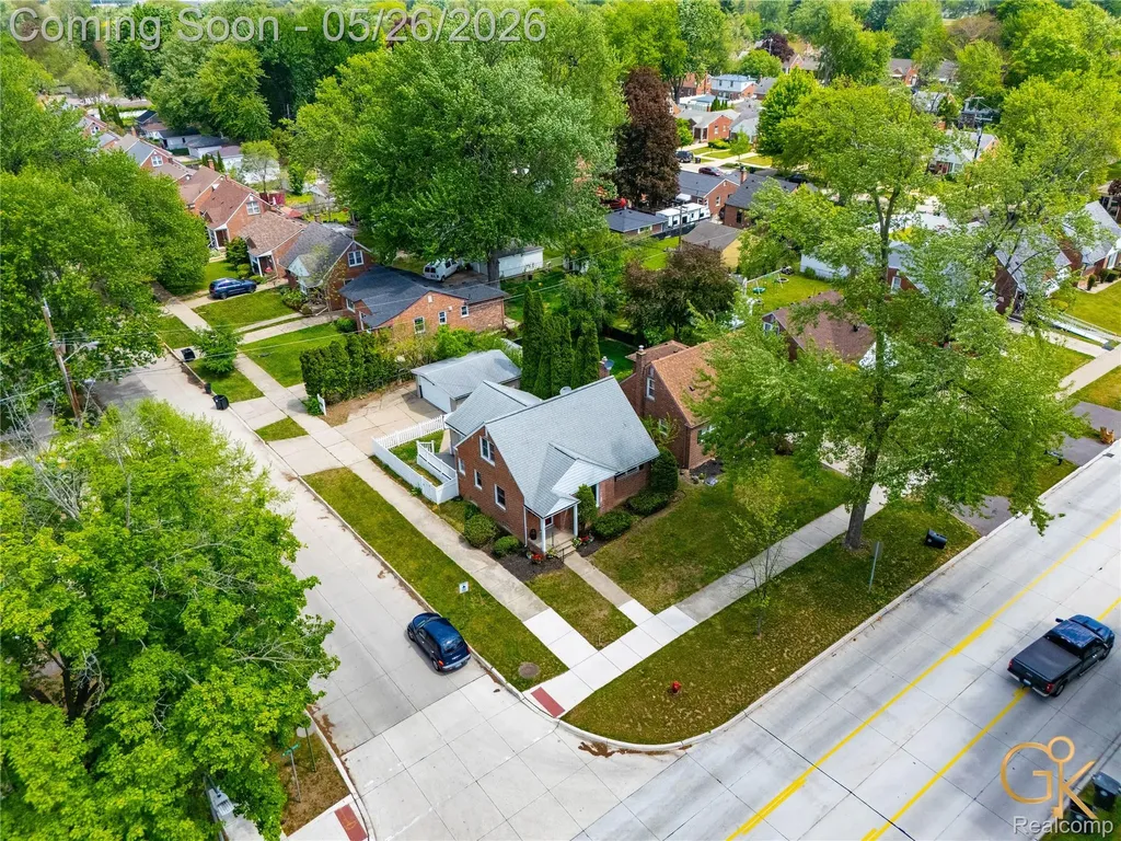 27564 W Chicago Street Livonia City MI 48150