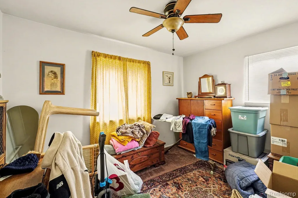 4987 E M 36 Hamburg Township MI 48169