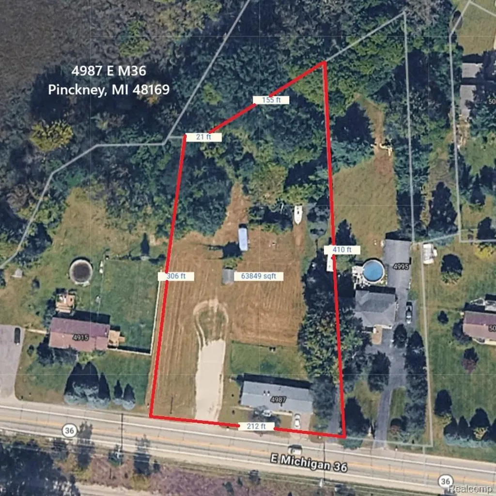 4987 E M 36 Hamburg Township MI 48169