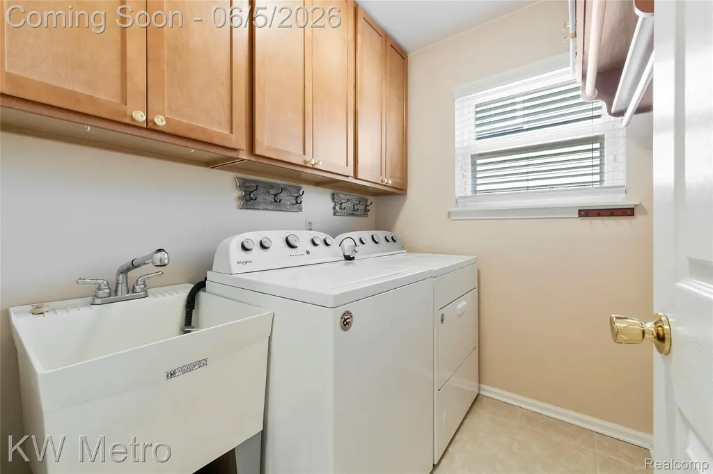 14584 Sundew Lane Sterling Heights City MI 48312