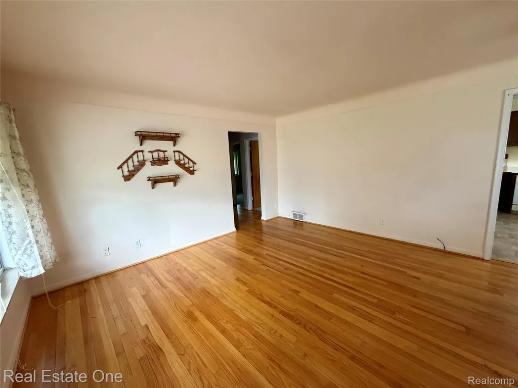 12294 Nathaline Street Redford Charter Township MI 48239