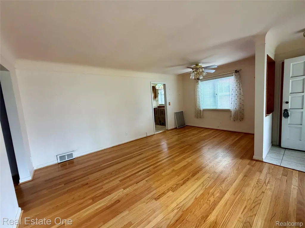 12294 Nathaline Street Redford Charter Township MI 48239