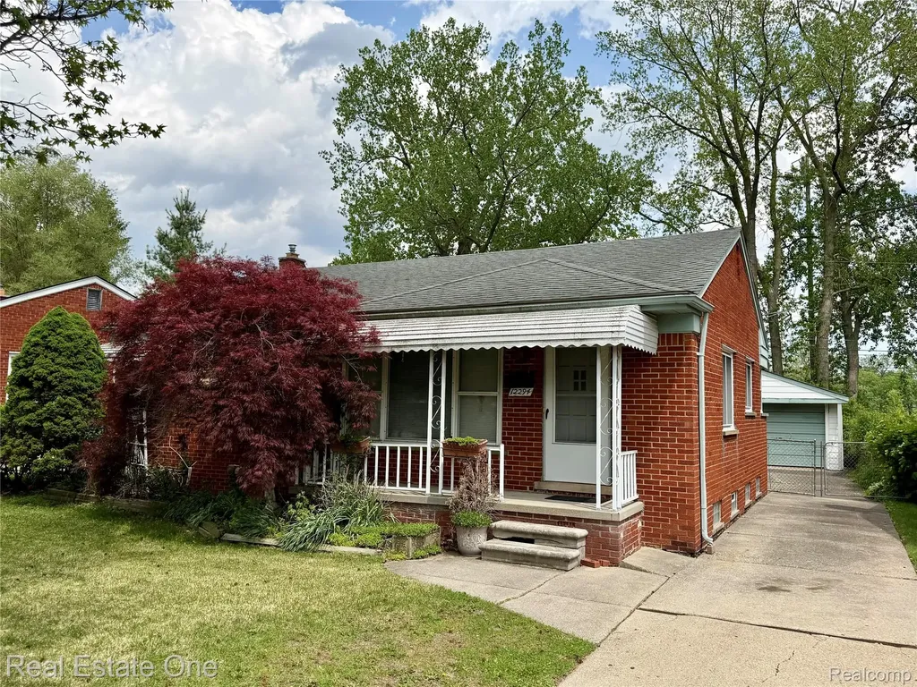 12294 Nathaline Street Redford Charter Township MI 48239