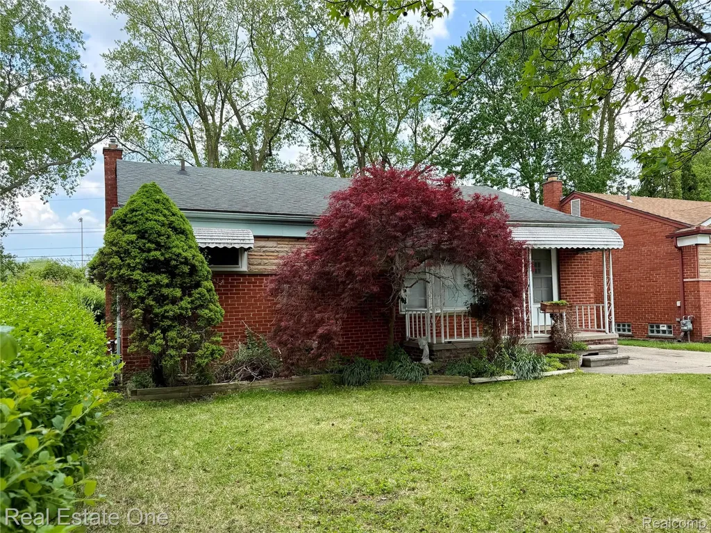 12294 Nathaline Street Redford Charter Township MI 48239