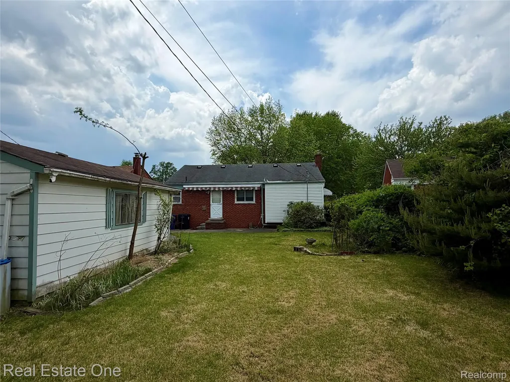 12294 Nathaline Street Redford Charter Township MI 48239
