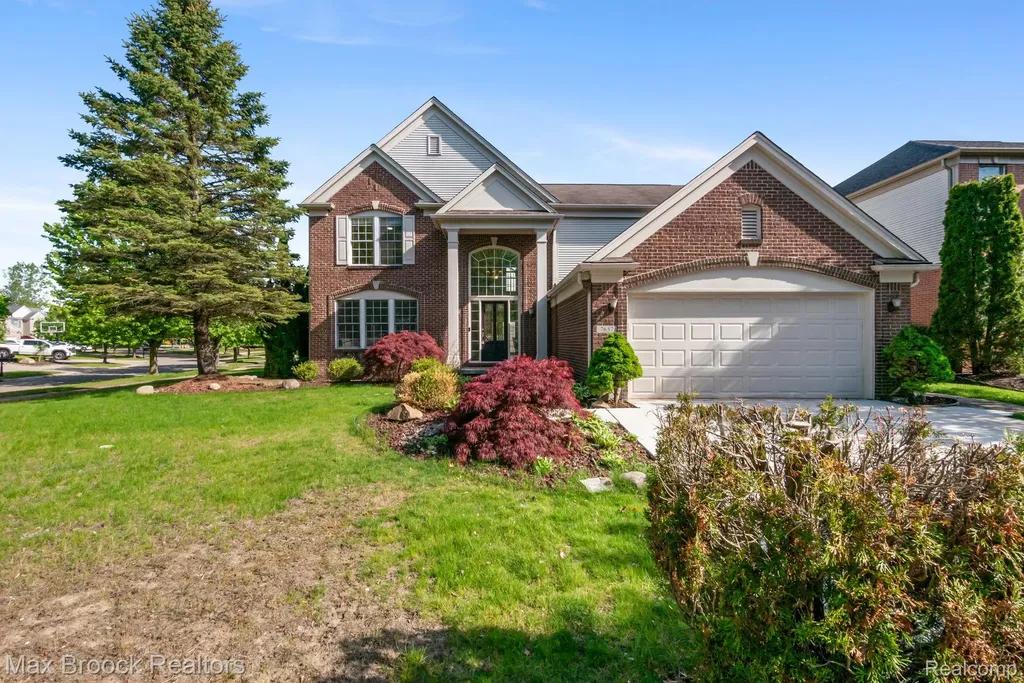 7657 Windgate Circle West Bloomfield Charter Township MI 48323