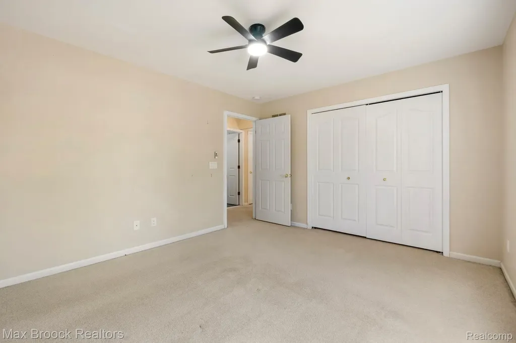 7657 Windgate Circle West Bloomfield Charter Township MI 48323