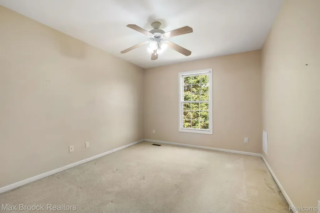 7657 Windgate Circle West Bloomfield Charter Township MI 48323
