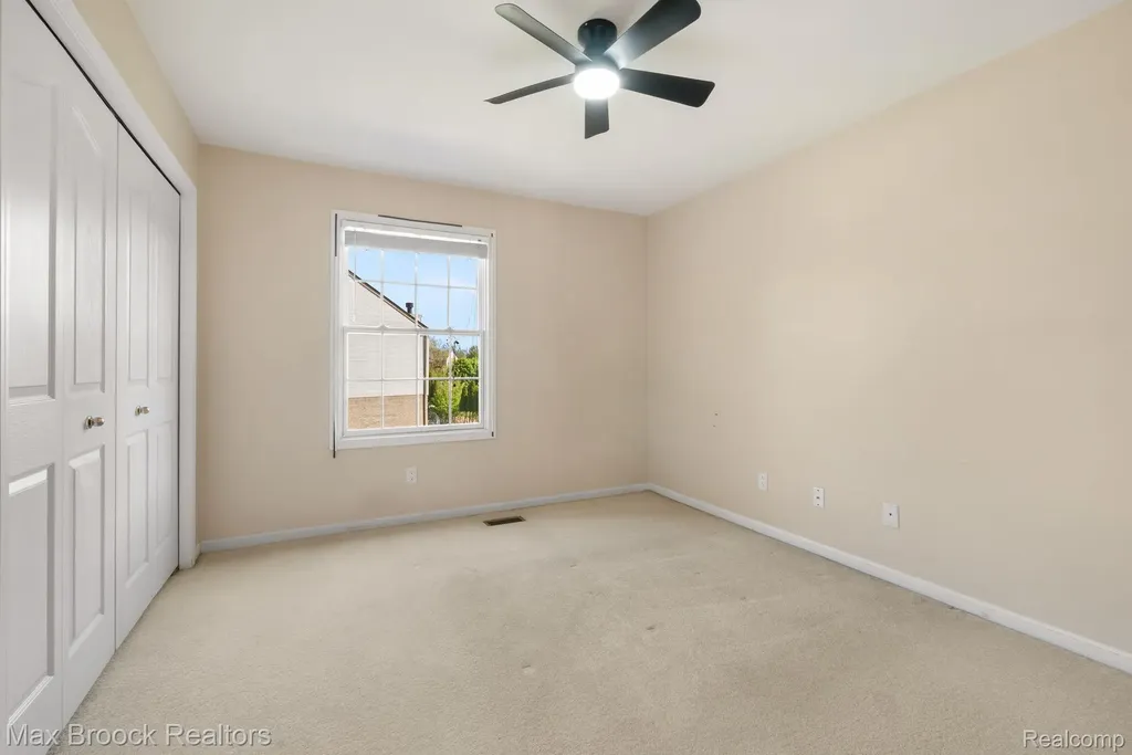 7657 Windgate Circle West Bloomfield Charter Township MI 48323