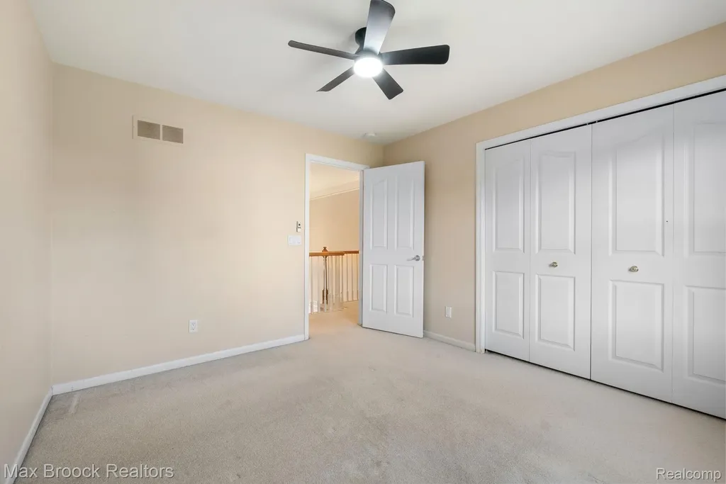 7657 Windgate Circle West Bloomfield Charter Township MI 48323