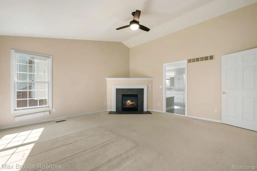 7657 Windgate Circle West Bloomfield Charter Township MI 48323
