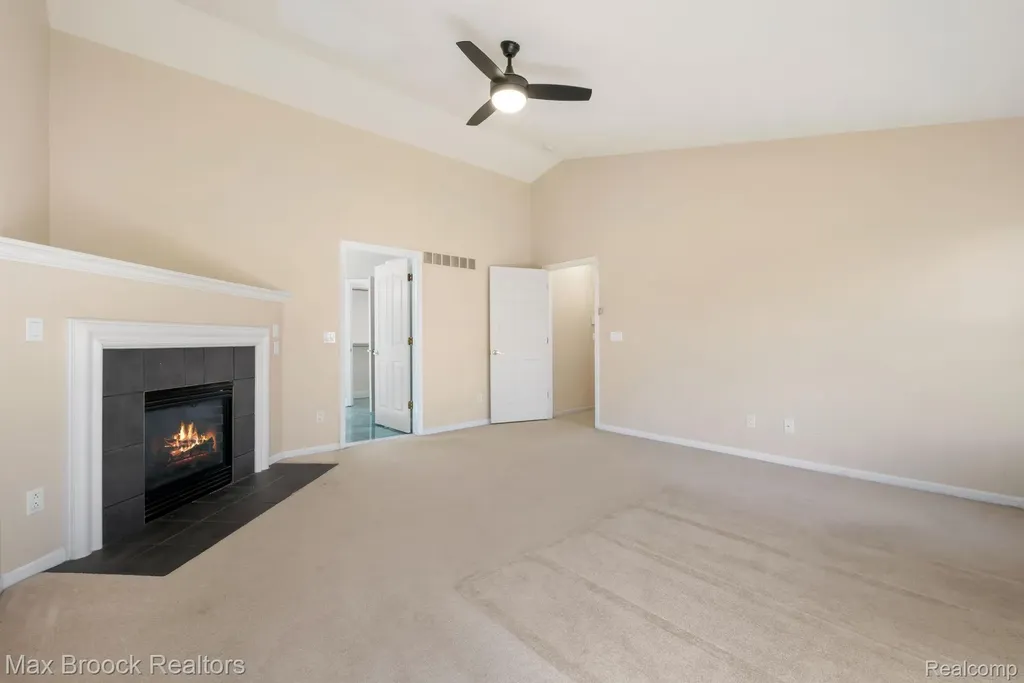7657 Windgate Circle West Bloomfield Charter Township MI 48323