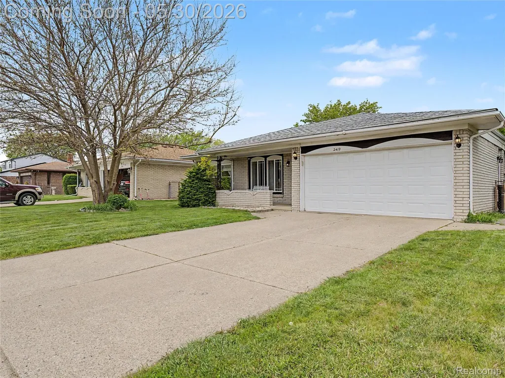 2419 Fox Hill Drive Sterling Heights City MI 48310