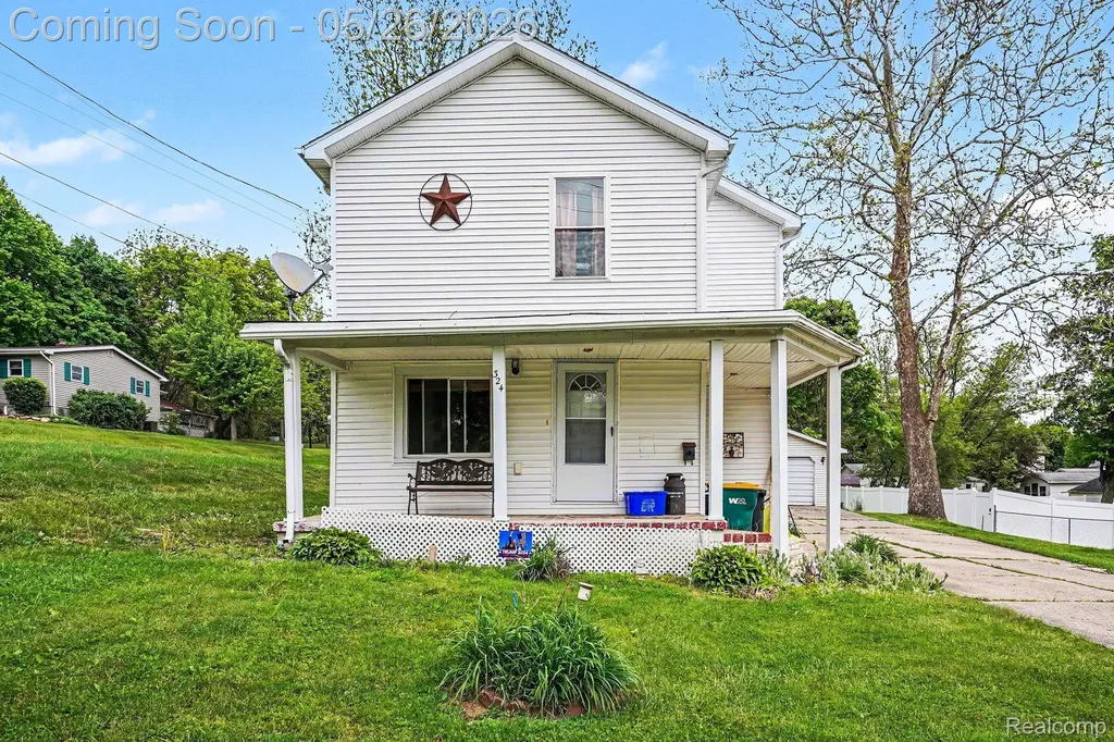 324 George Street Flushing City MI 48433